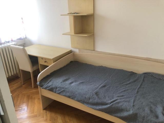Aleksandra Skopje Luaran gambar